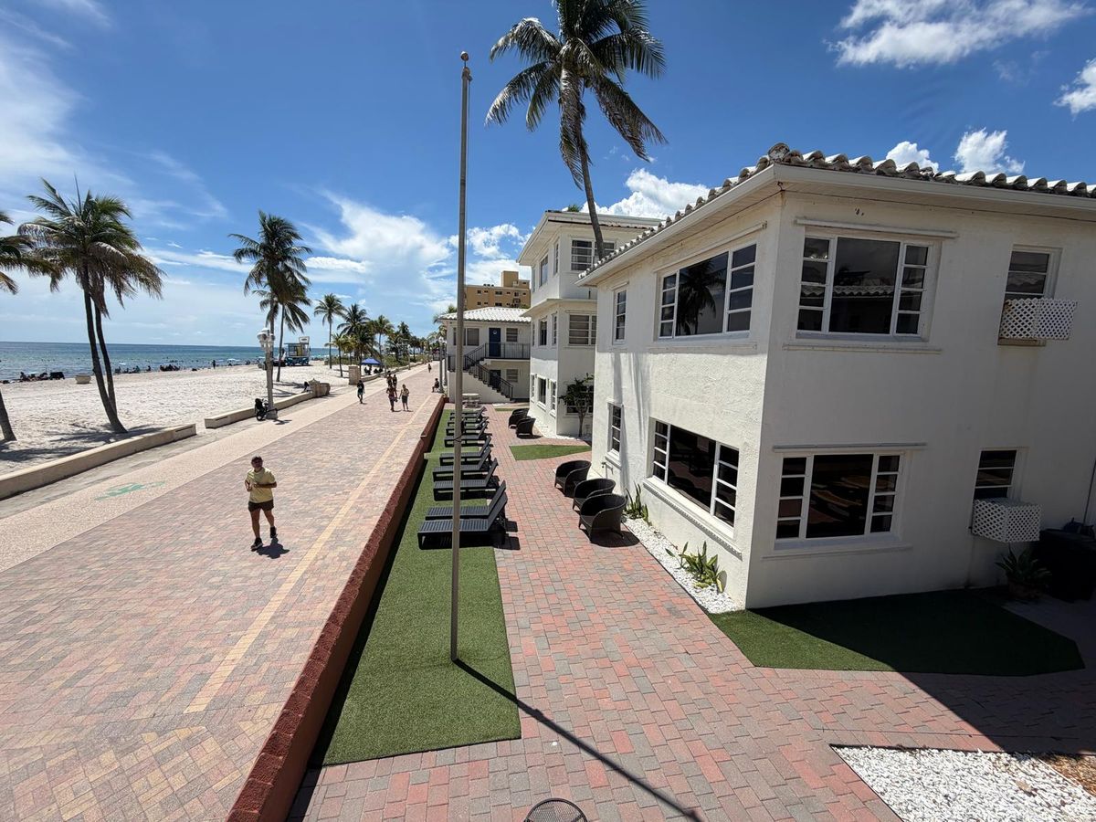 Neptune Oceanfront at Hollywood Beach Hotels, photo 2