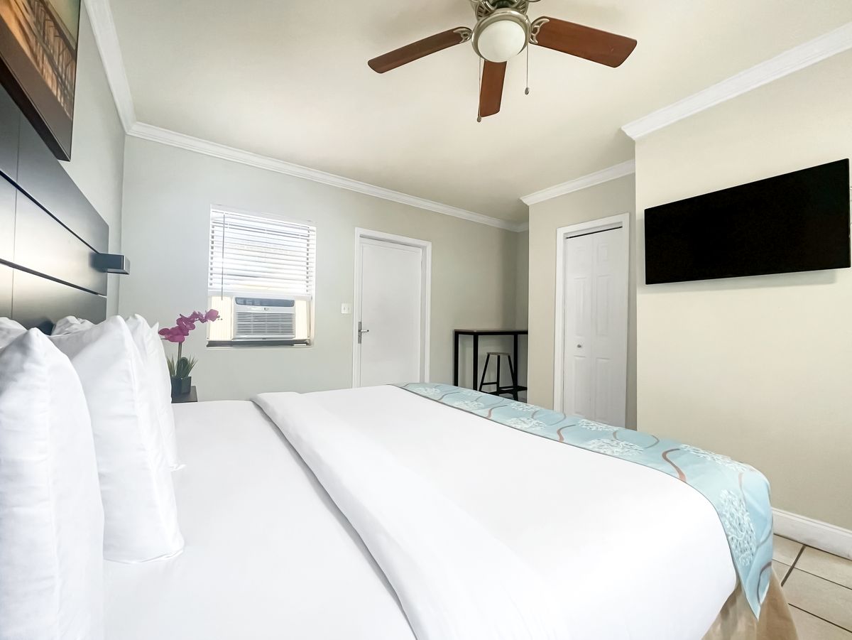Ocean Villas at Hollywood Beach Hotels, photo 4
