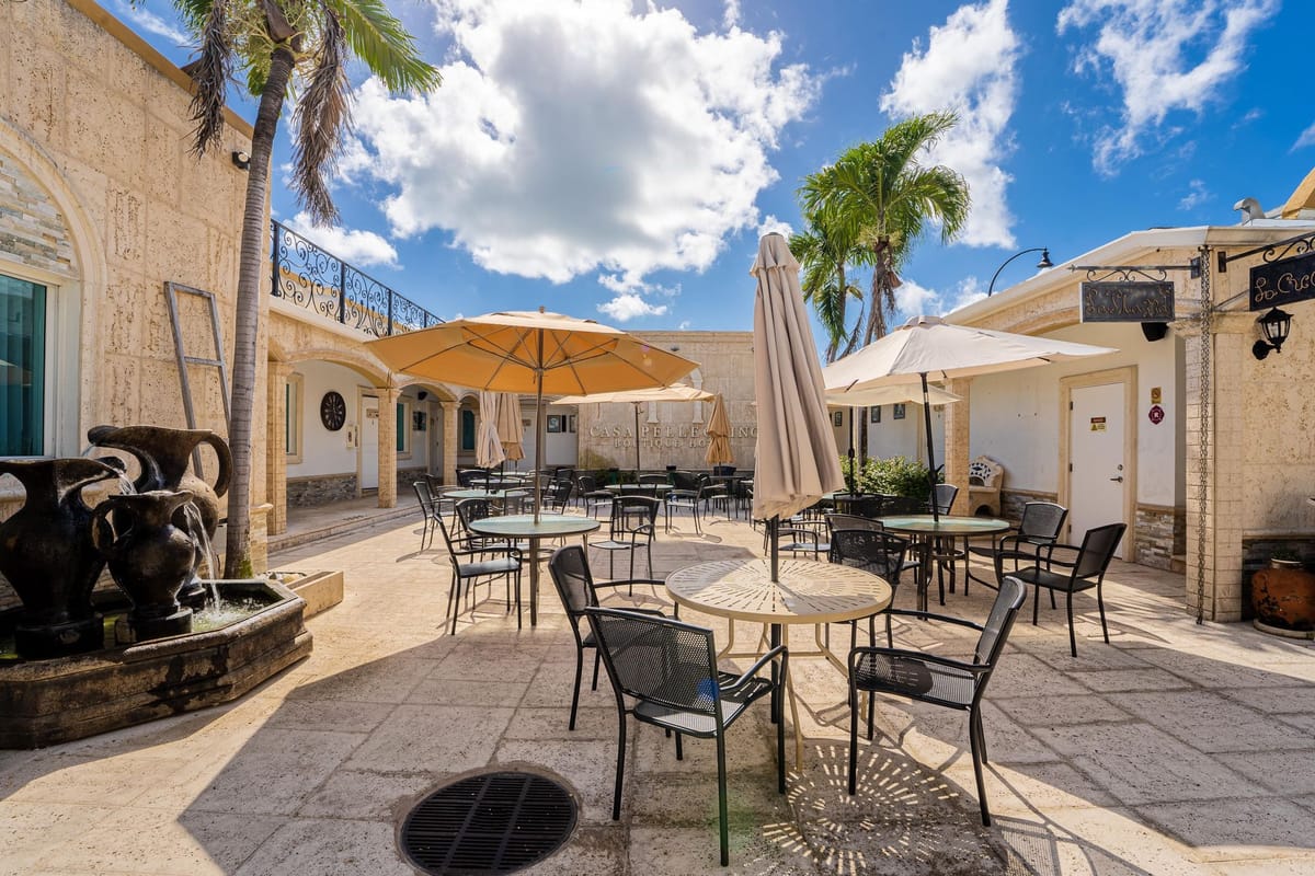 Casa Pellegrino at Hollywood Beach Hotels