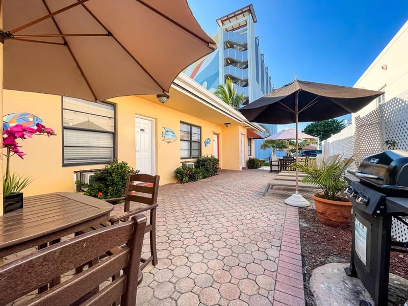 Grenier's at Hollywood Beach Hotels
